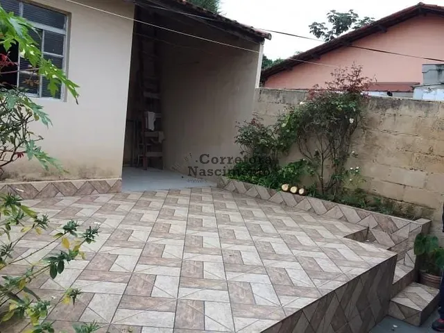 Casa com 870m² 2 quartos e 1 banheiro, à venda, no bairro Jardim Califórnia em Jacareí