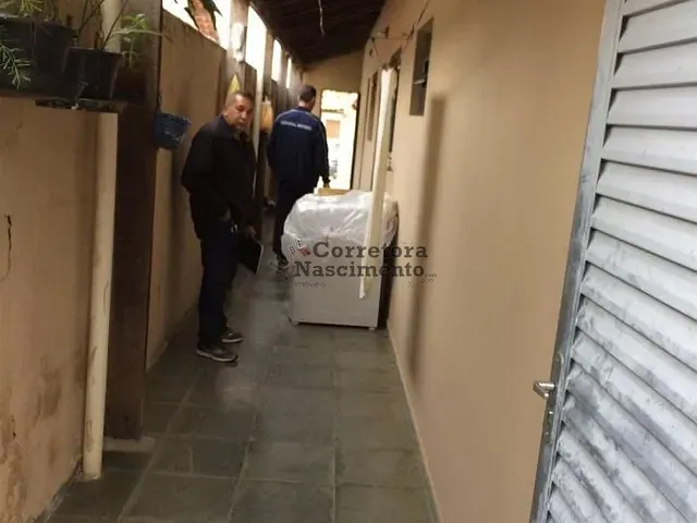 Casa com 870m² 2 quartos e 1 banheiro, à venda, no bairro Jardim Califórnia em Jacareí