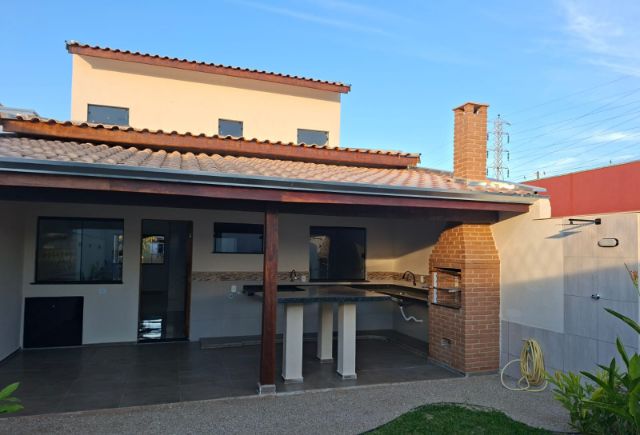 Casa com 175m² 3 quartos e 1 banheiro, à venda, no bairro Residencial Maricá em Pindamonhangaba