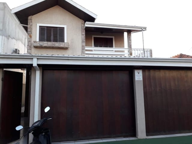 Foto do Casa - Casa com 4 dormitórios para alugar, 255 m² por R$ 6.080,00/mês - Jardim das Indústrias - São José dos Campos/SP | INDEPENDENCE NEGOCIOS IMOBILIARIOS LTDA