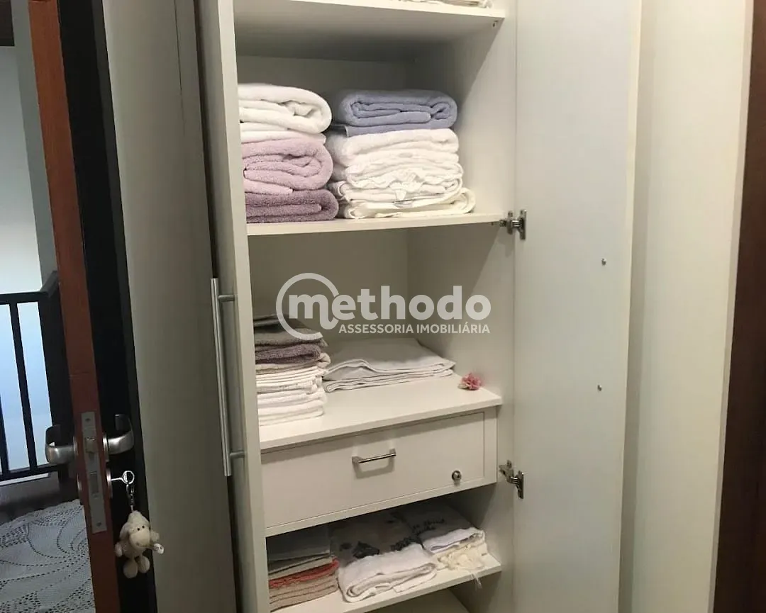 Casa, 4 quartos, 325 m² - Foto 30