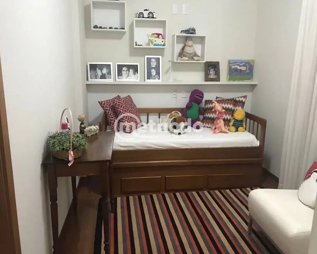 Casa, 4 quartos, 325 m² - Foto 32