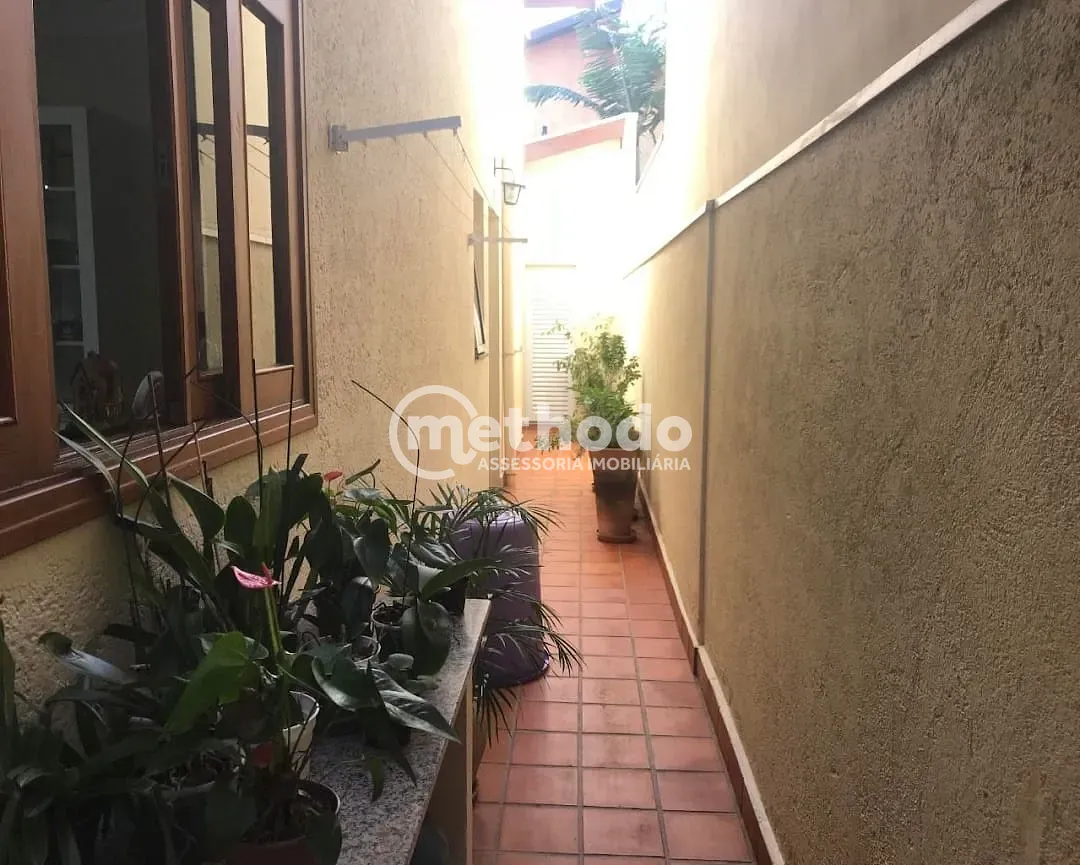Casa, 4 quartos, 325 m² - Foto 35