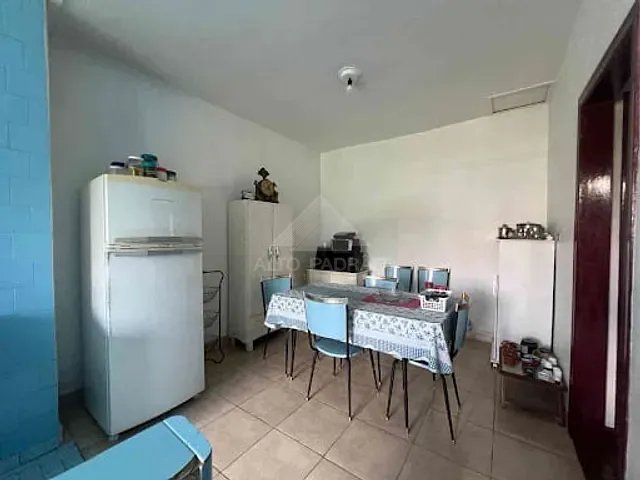 Casa com 140m² 3 quartos e 1 banheiro, para alugar, no bairro Matriz em Mauá