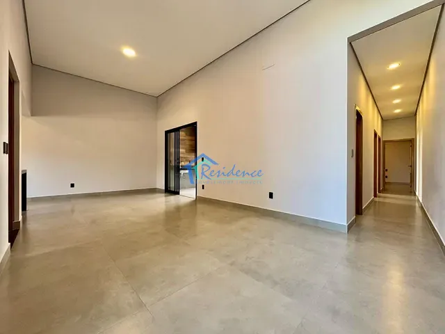 Casa com 203m² 3 quartos e 2 banheiros, à venda, no bairro Loteamento Park Gran Reserve em Indaiatuba