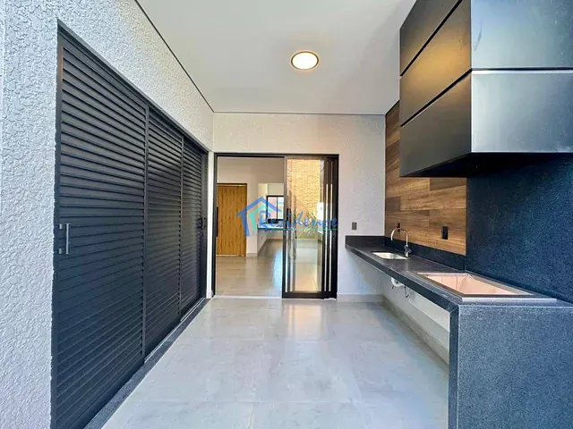Casa com 203m² 3 quartos e 2 banheiros, à venda, no bairro Loteamento Park Gran Reserve em Indaiatuba