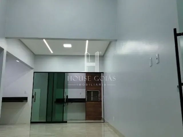Casa com 150m² 3 quartos e 1 banheiro, à venda, no bairro Goiânia 2 em Goiânia