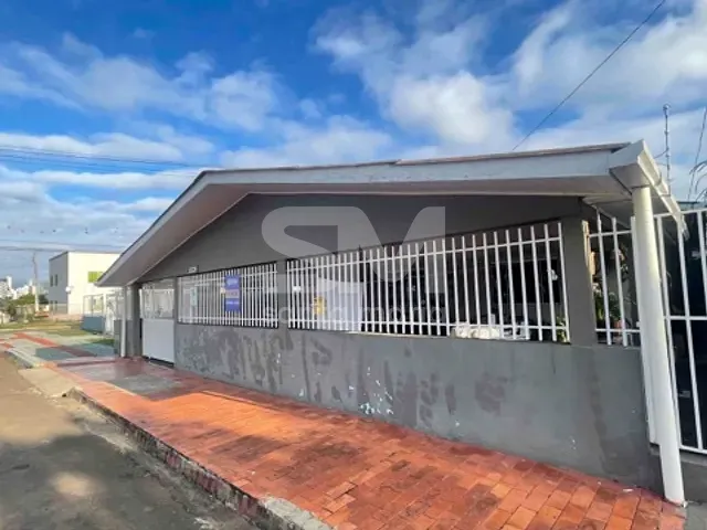 Casa 4 quartos e 2 banheiros, à venda, no bairro Jardim América em Chapecó