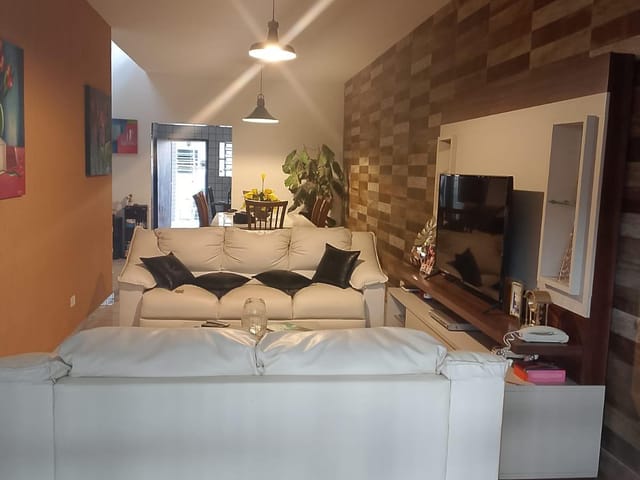Casa 3 quartos e 2 banheiros, à venda, no bairro Água Fria em Recife