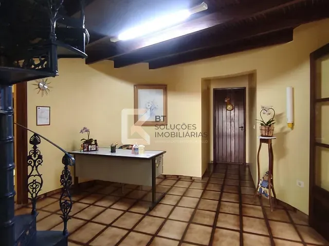 Casa com 257m², à venda, no bairro Centro em Indaiatuba