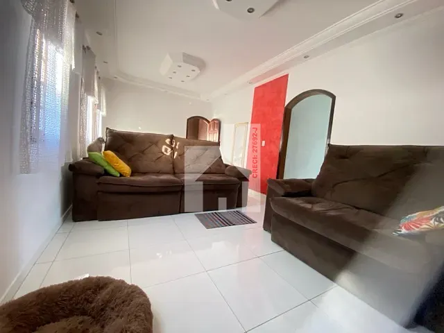 Casa com 250m² 2 quartos e 2 banheiros, à venda, no bairro Tulipas em Jundiaí
