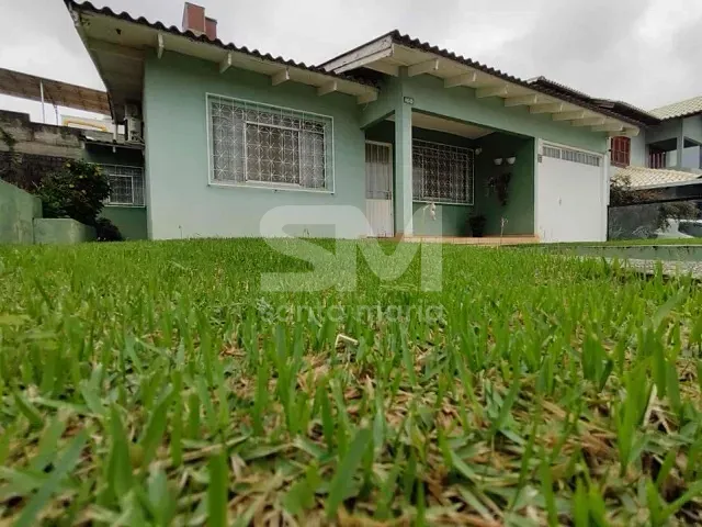 Casa 4 quartos e 2 banheiros, à venda, no bairro Passo dos Fortes em Chapecó