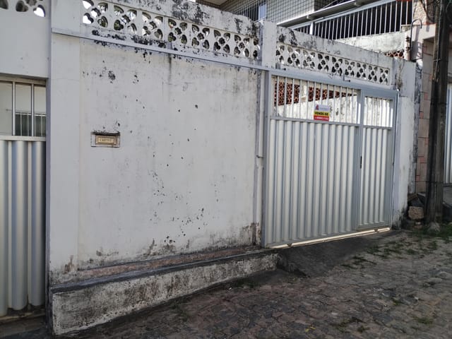 Casa 3 quartos e 2 banheiros, à venda, no bairro Casa Amarela em Recife