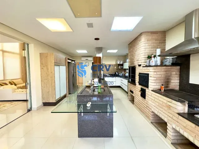 Casa com 277m² 3 quartos e 5 banheiros, à venda, no bairro Gleba Palhano em Londrina