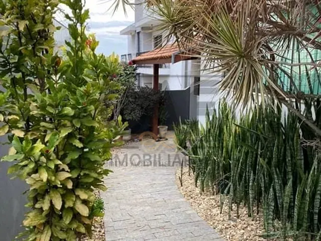 Casa com 231m² 3 quartos e 2 banheiros, à venda, no bairro Jardim Mauá II em Jaguariúna