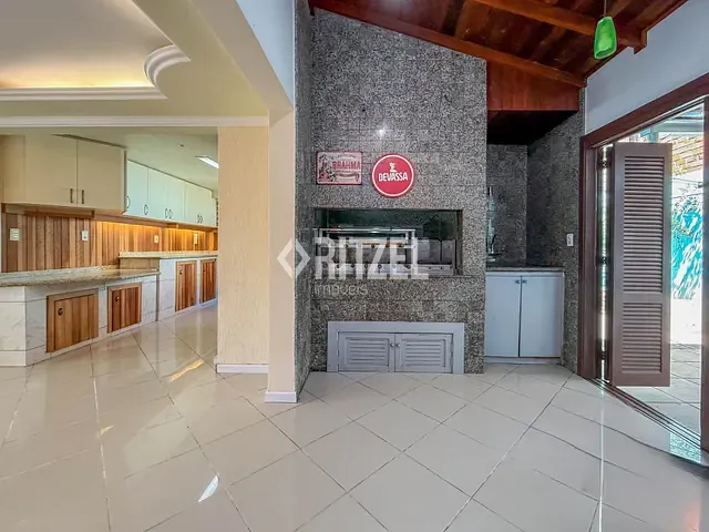 Casa 3 quartos e 4 banheiros, à venda, no bairro Industrial em Novo Hamburgo