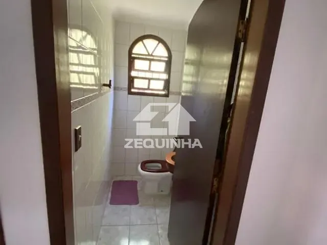 Casa com 141m² 3 quartos e 2 banheiros, à venda, no bairro Veloso em Osasco