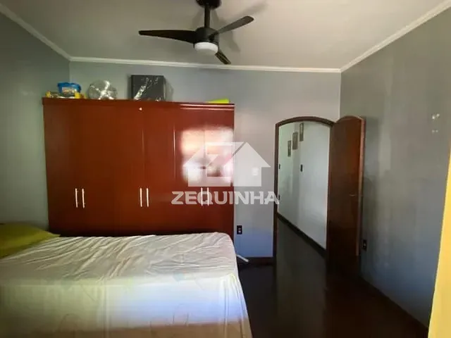Casa com 141m² 3 quartos e 2 banheiros, à venda, no bairro Veloso em Osasco