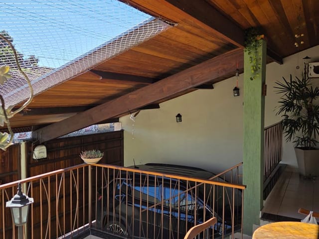 Casa com 300m² 3 quartos e 3 banheiros, à venda, no bairro Loteamento Jardim Ana Maria em Pindamonhangaba