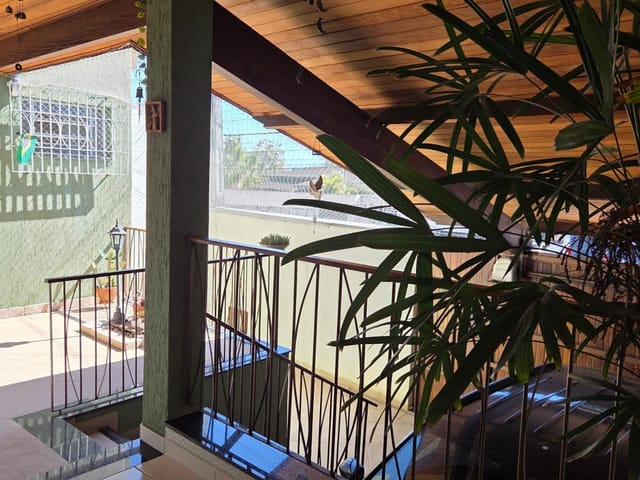 Casa com 300m² 3 quartos e 3 banheiros, à venda, no bairro Loteamento Jardim Ana Maria em Pindamonhangaba