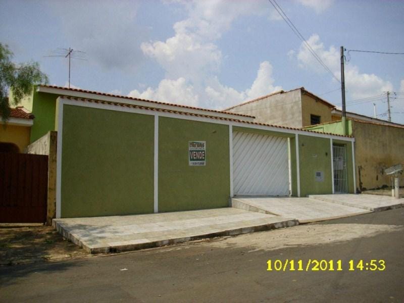 Casa, 3 quartos, 213 m² - Foto 1