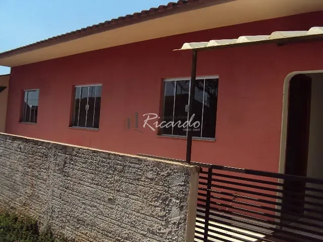 Casa 3 quartos e 1 banheiro, para alugar, no bairro Vila Bernardes em Arapongas
