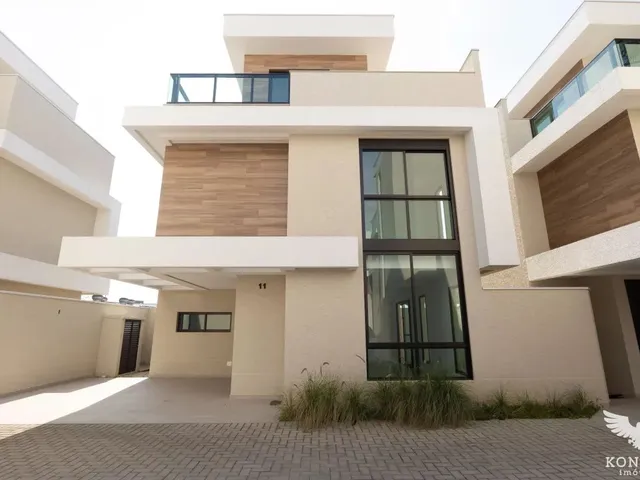 Casa 3 quartos e 3 banheiros, à venda, no bairro Santa Felicidade em Curitiba