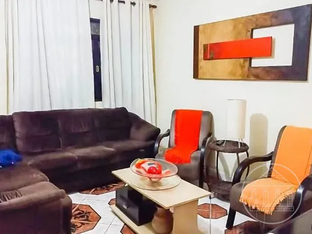 Casa com 250m² 4 quartos e 2 banheiros, à venda, no bairro Jardim Campinas em São Paulo