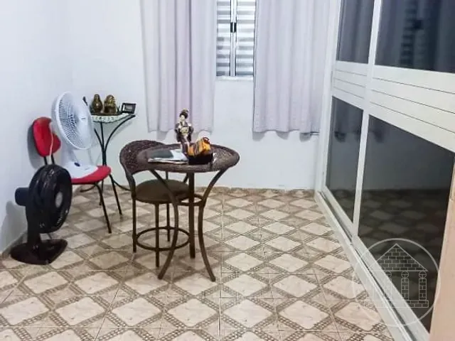 Casa com 250m² 4 quartos e 2 banheiros, à venda, no bairro Jardim Campinas em São Paulo