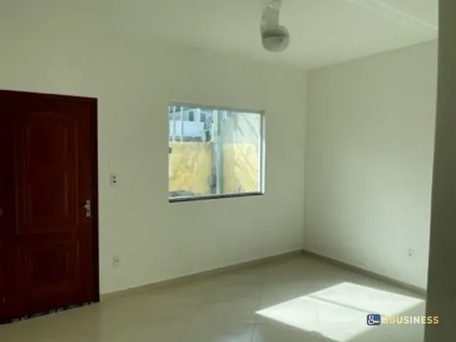 Casa 2 quartos e 1 banheiro, à venda, no bairro Parque Julião Nogueira  em Campos dos Goytacazes