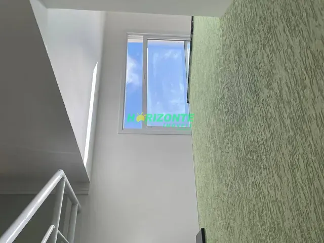 Casa 3 quartos e 3 banheiros, à venda, no bairro Jardim das Indústrias em São José dos Campos