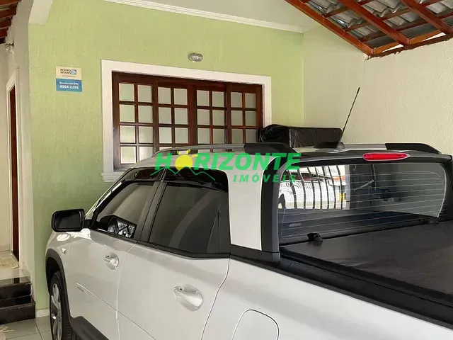 Casa 3 quartos e 3 banheiros, à venda, no bairro Jardim das Indústrias em São José dos Campos