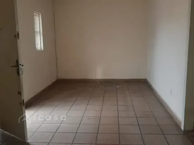 Casa com 240m² 2 quartos e 1 banheiro, à venda, no bairro Vila Santos em Caçapava