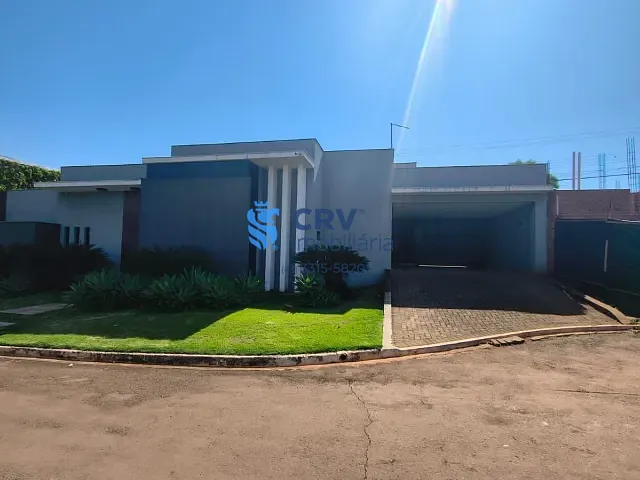 Casa com 487m² 2 quartos e 4 banheiros, à venda, no bairro Jardim Itatiaia 2 em Londrina