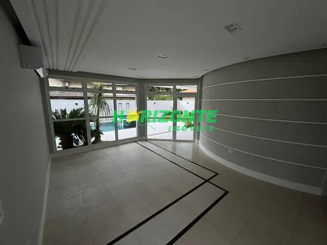 Casa com 450m² 3 quartos e 4 banheiros, à venda, no bairro Condomínio Esplanada do Sol em São José dos Campos