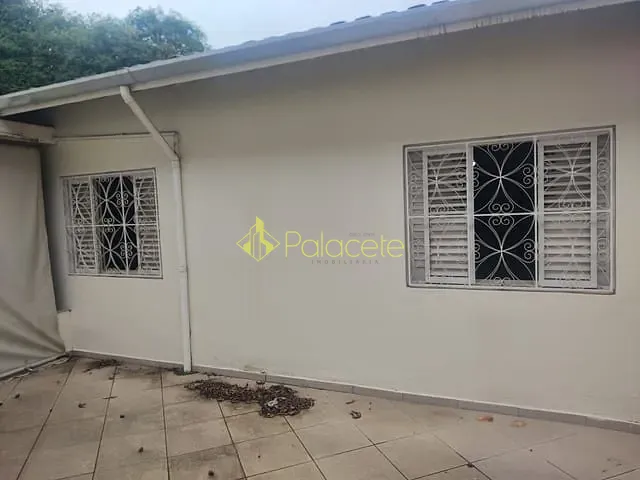 Casa com 350m² 4 quartos e 6 banheiros, à venda, no bairro Vila Jaboticabeira em Taubaté