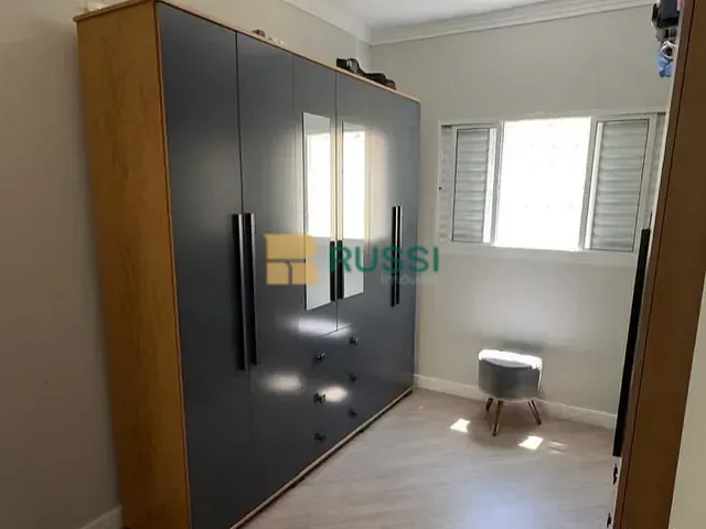 Casa 3 quartos e 2 banheiros, à venda, no bairro Cidade Morumbi em São José dos Campos