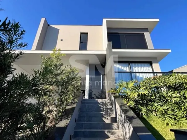 Casa com 360m² 4 quartos e 3 banheiros, à venda, no bairro Jardim Europa em Chapecó