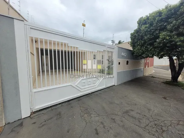 Casa com 260m² 4 quartos e 1 banheiro, à venda, no bairro Jardim Macarenko em Sumaré