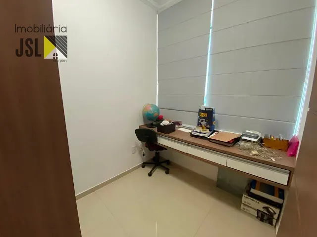 Casa 3 quartos e 4 banheiros, à venda ou para alugar, no bairro Jardim Caçapava em Caçapava