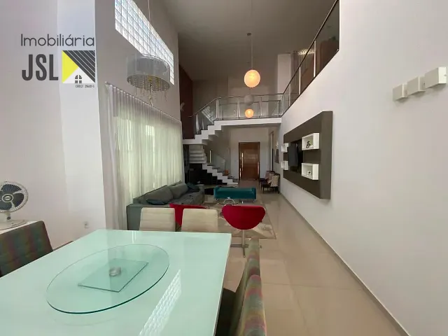 Casa 3 quartos e 4 banheiros, à venda ou para alugar, no bairro Jardim Caçapava em Caçapava