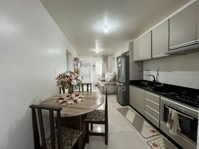 Casa com 150m² 2 quartos e 1 banheiro, à venda, no bairro Desbravador em Chapecó