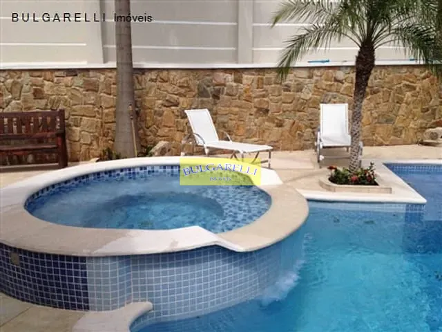 Casa com 1160m² 4 quartos e 7 banheiros, à venda, no bairro JARDIM TARUMA em Jundiai
