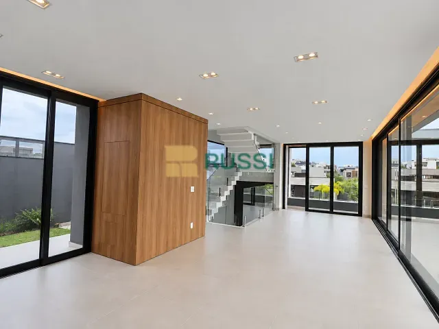 Casa 4 quartos e 6 banheiros, à venda, no bairro Condomínio Residencial Alphaville II em São José dos Campos