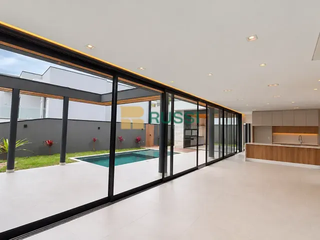 Casa 4 quartos e 6 banheiros, à venda, no bairro Condomínio Residencial Alphaville II em São José dos Campos