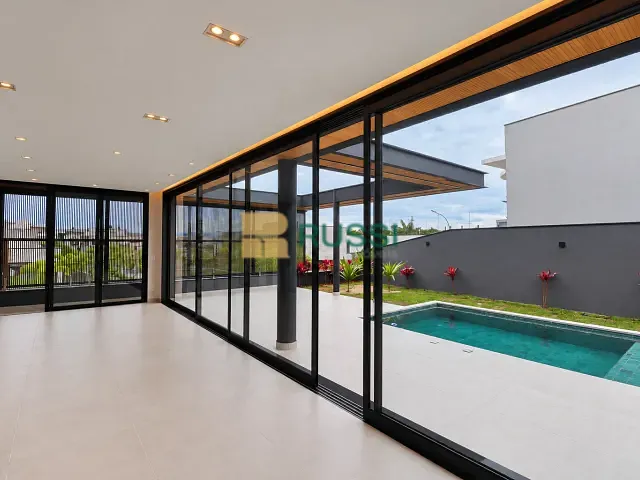 Casa 4 quartos e 6 banheiros, à venda, no bairro Condomínio Residencial Alphaville II em São José dos Campos