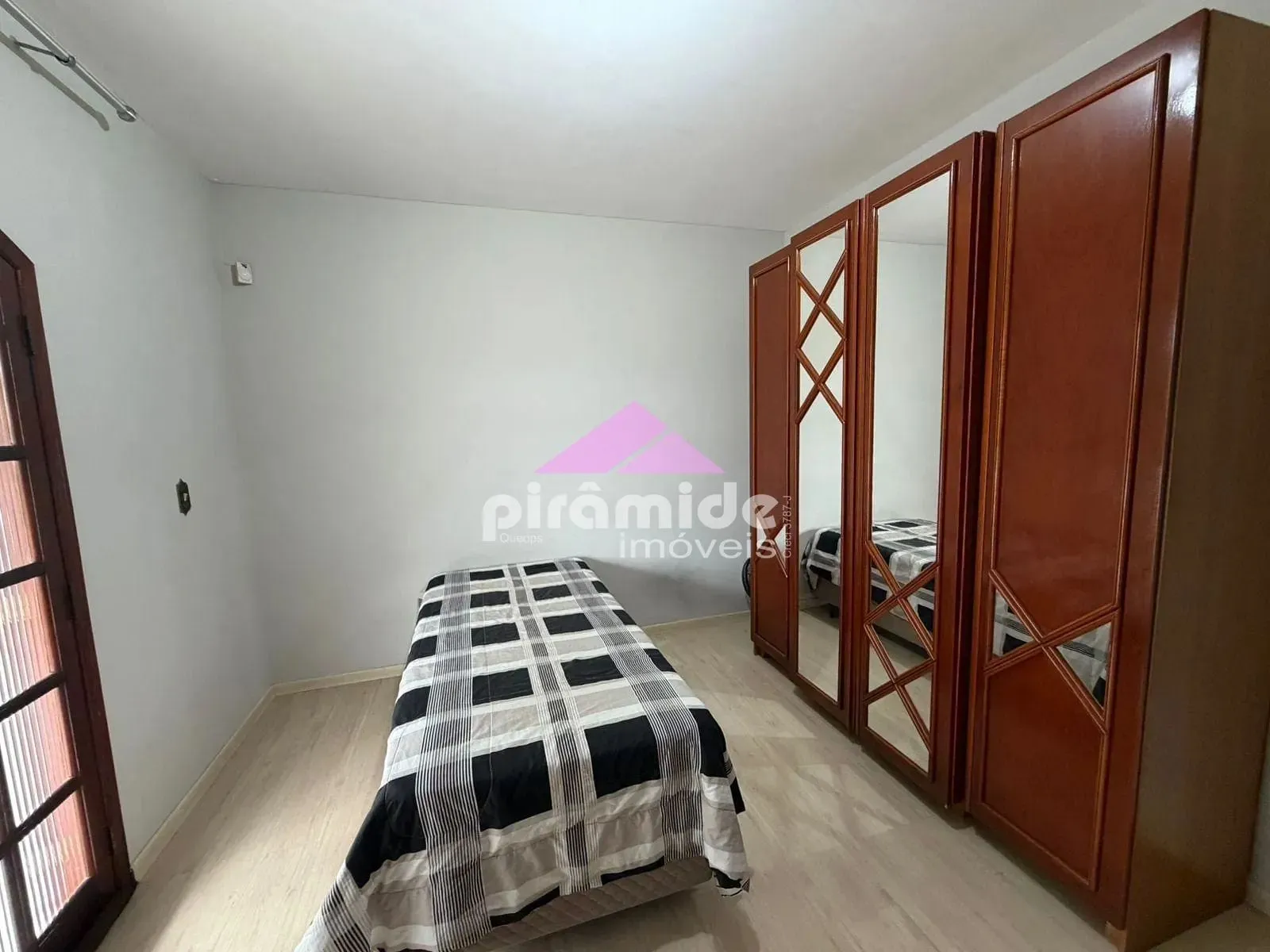 Casa, 4 quartos, 230 m² - Foto 14