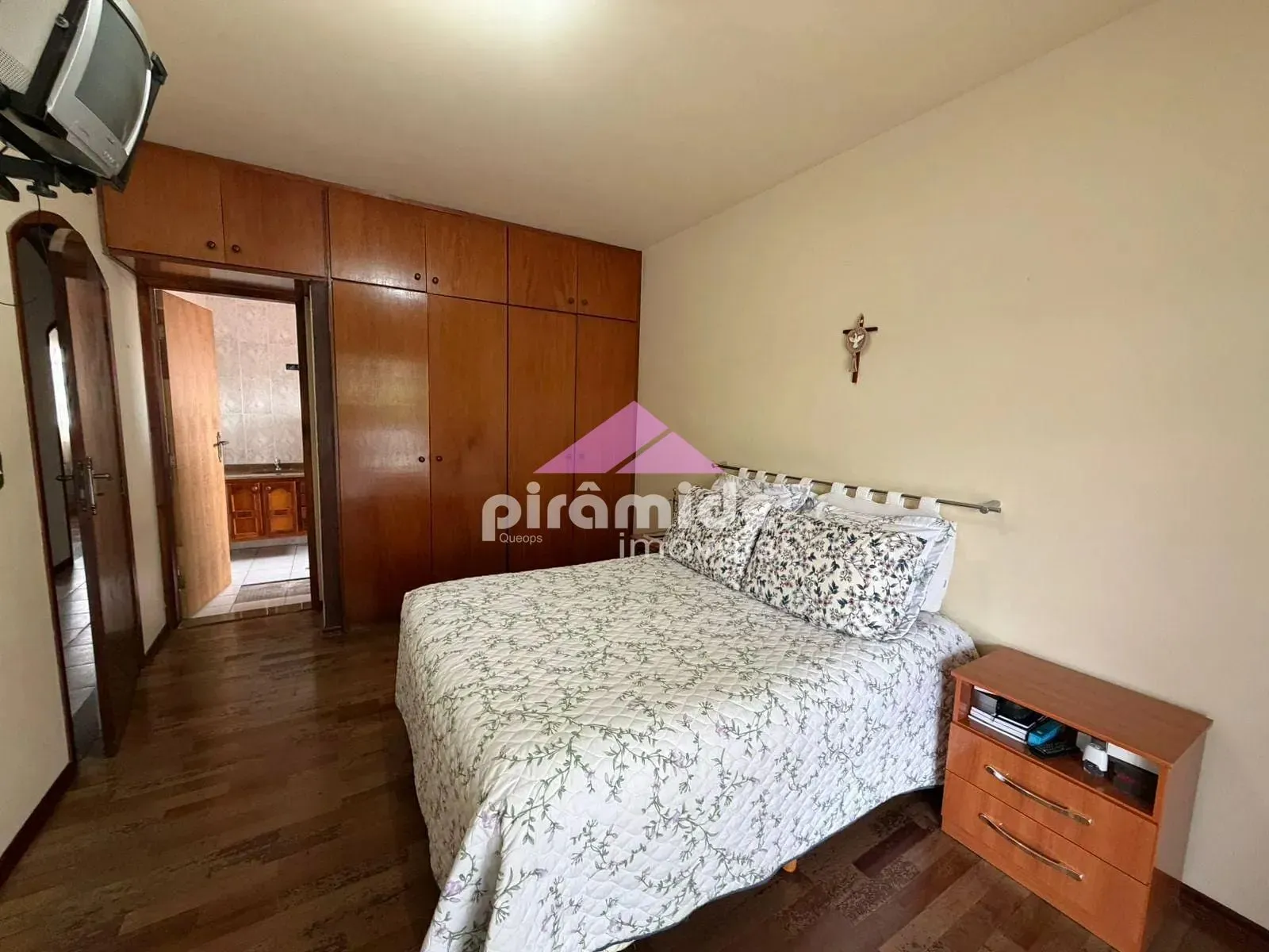 Casa, 4 quartos, 230 m² - Foto 10