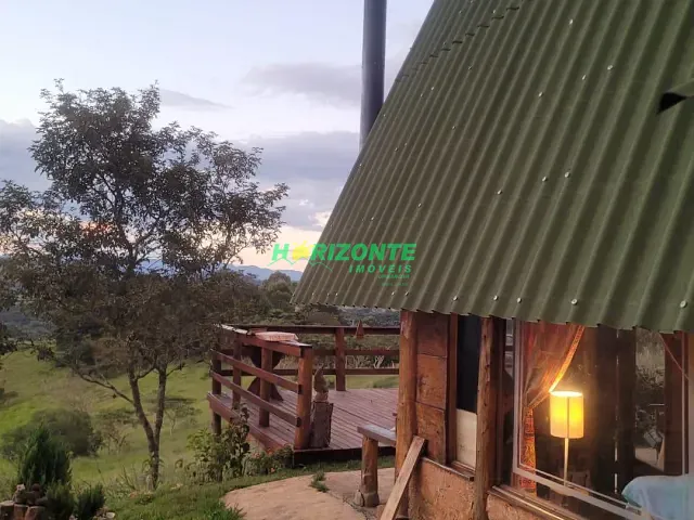 Casa 1 quarto e 1 banheiro, à venda, no bairro Sobrado em São José dos Campos