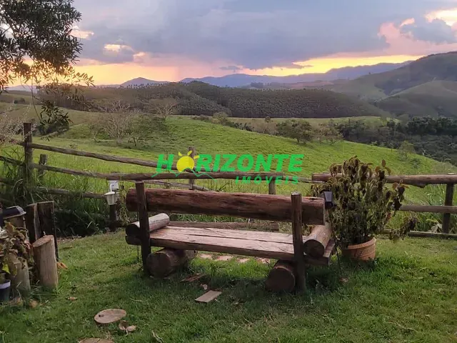 Casa 1 quarto e 1 banheiro, à venda, no bairro Sobrado em São José dos Campos